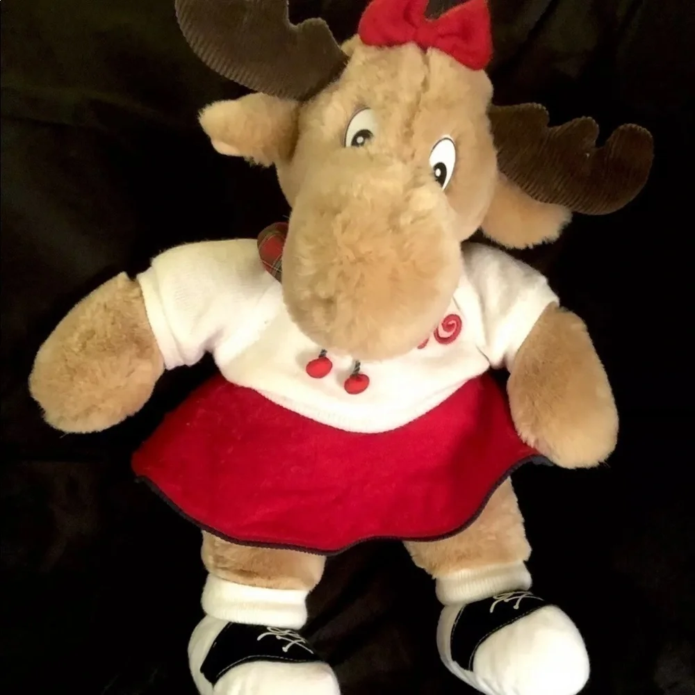 𝅺VINTAGE Limited Edition Holiday MAXINE Moose plush stuffed animal in red skirt